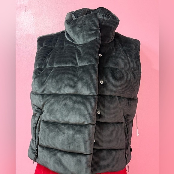Avia Jackets & Blazers - Avia women's black vest, size S (4-6)